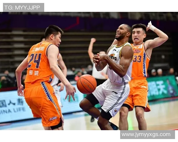 上海篮球队的比赛节奏分析与战术调整对胜负的影响探讨