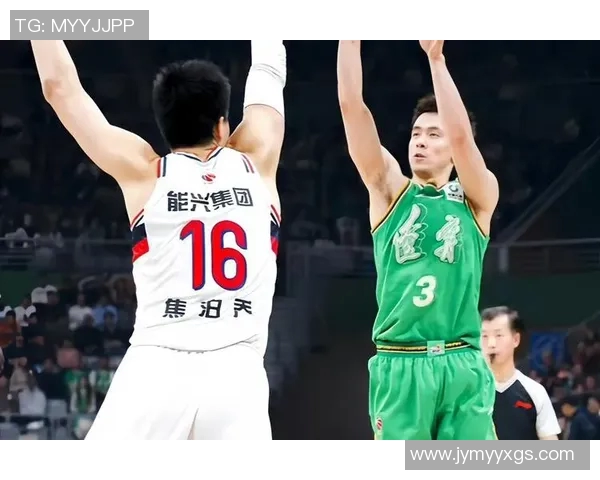 重庆篮球队的蜕变之旅探索世界锦标赛背后的奋斗与荣耀